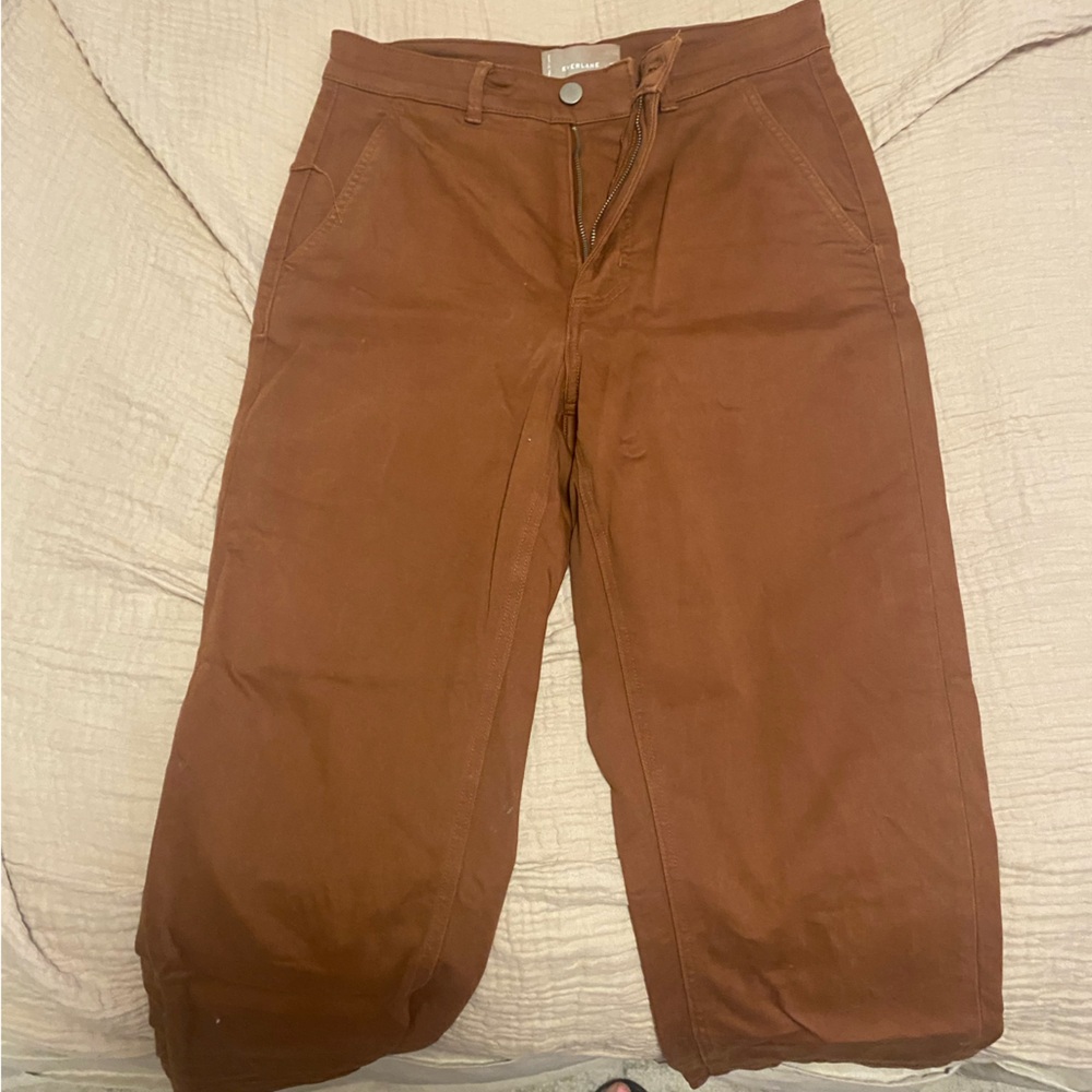 Everlane Utility Barrel Pant in a cognac color that isn’t sold anymore.